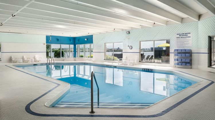 Delta Hotels Sault Ste. Marie Waterfront Pool