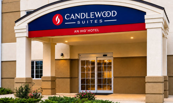Candlewood Suites Pearl Exterior