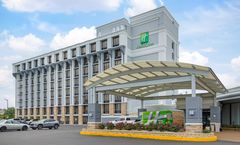 Holiday Inn St. Louis Airport West