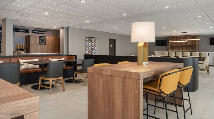 Candlewood Suites Orlando North Restaurant