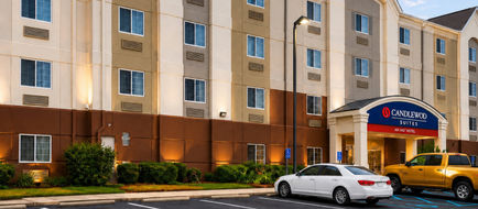 Candlewood Suites Pearl Exterior