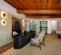 Chapter Chianti Lobby