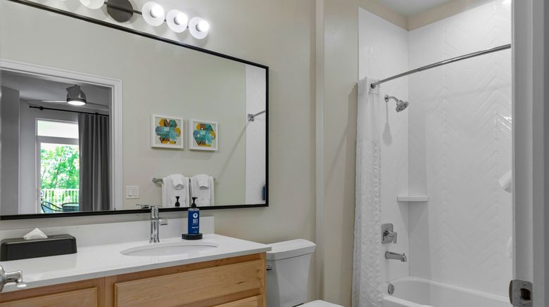 <b>Worldmark St George Room</b>. Images powered by <a href="https://www.leonardoworldwide.com/" title="Leonardo Worldwide" target="_blank">Leonardo</a>.