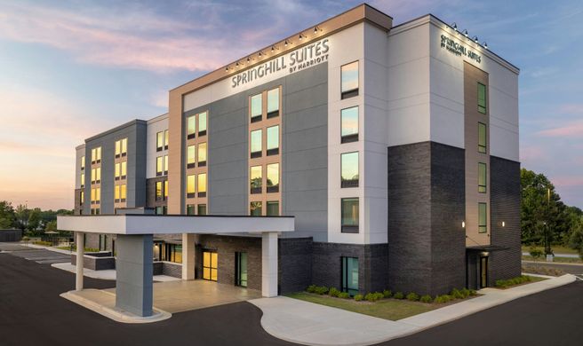 SpringHill Suites by Marriott Braselton Exterior