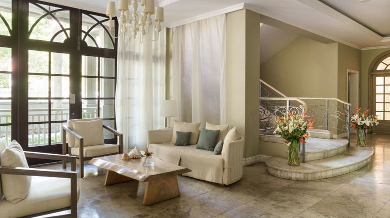 <b>The St Regis Le Morne Resort Mauritius Lobby</b>. Images powered by <a href="https://www.leonardoworldwide.com/" title="Leonardo Worldwide" target="_blank">Leonardo</a>.