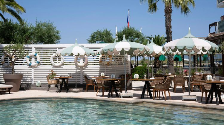 Ile de la Lagune Pool
