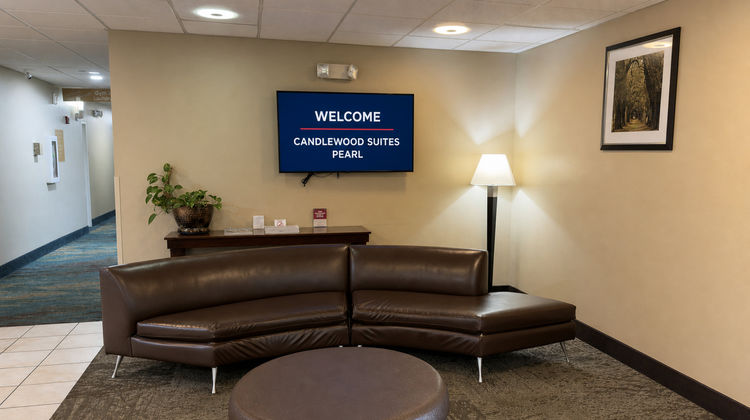 Candlewood Suites Pearl Exterior