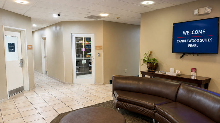 Candlewood Suites Pearl Exterior