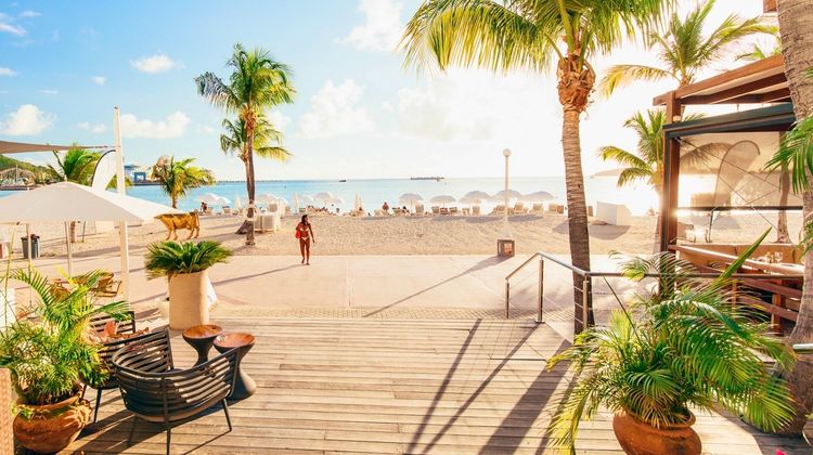 Holland House Beach Hotel Beach