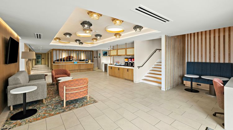 Hampton Inn San Simeon Cambria Lobby