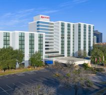 Houston Marriott North Exterior