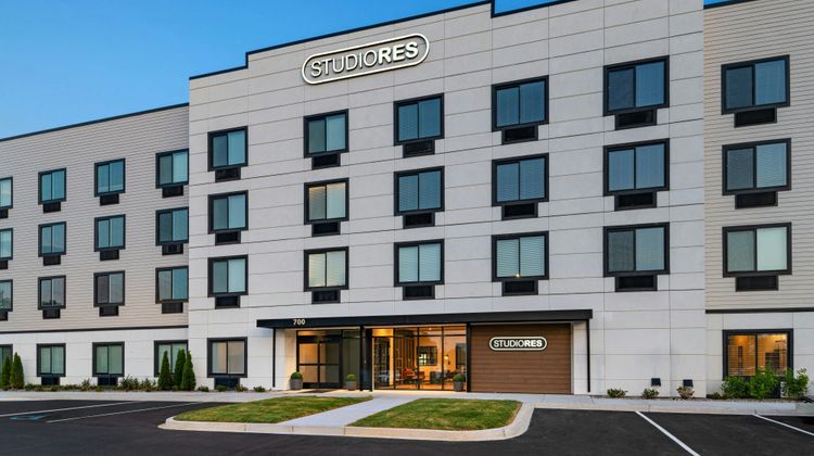 StudioRes by Marriott Louisville East Exterior