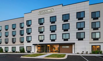 StudioRes by Marriott Louisville East