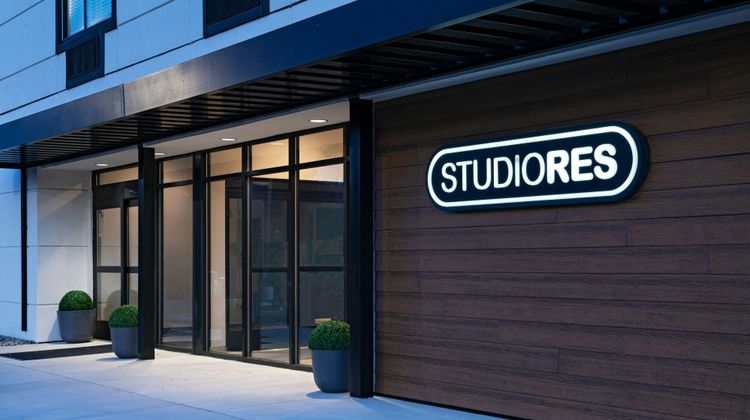StudioRes by Marriott Louisville East Exterior