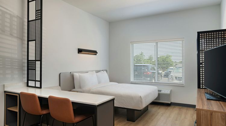 StudioRes by Marriott Louisville East Room