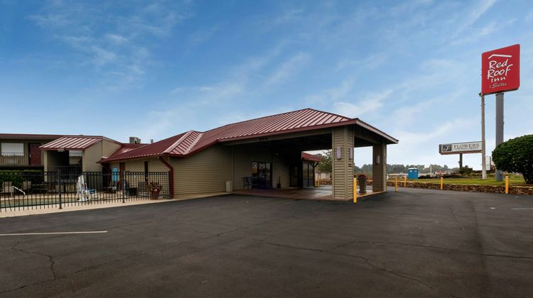 Red Roof Inn Dothan Exterior