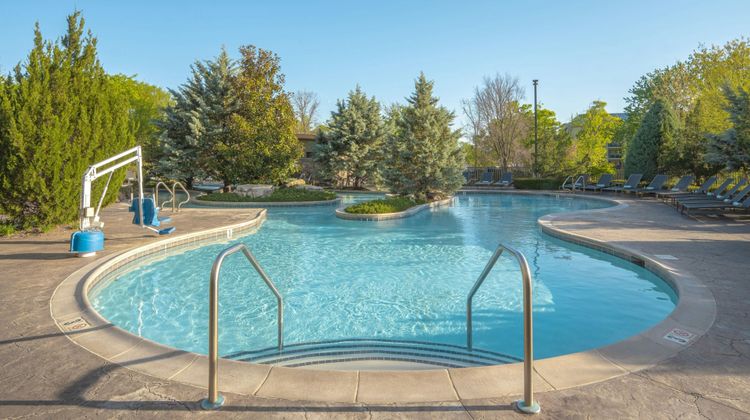 Courtyard by Marriott Pigeon Forge Pool