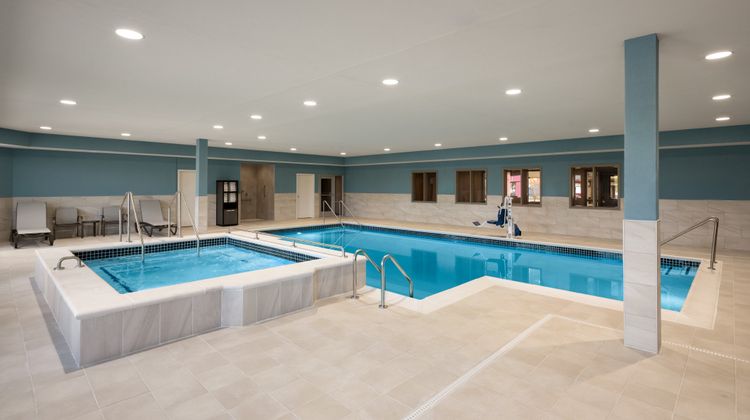 Holiday Inn Express & Suites Anchorage Pool