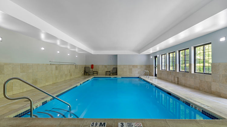 Staybridge Suites Stroudsburg (East) Pool