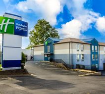 Holiday Inn Express Osage Beach Exterior