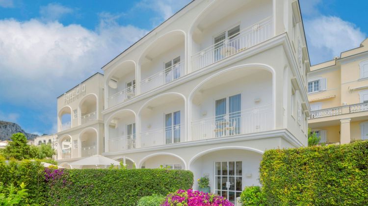 Pazziella Garden & Suites Exterior