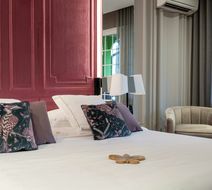Hostellerie la Cheneaudiere Room