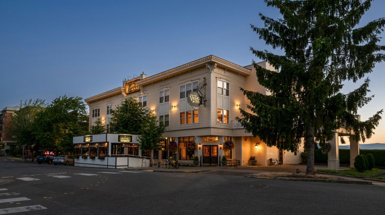 <b>Fairhaven Village Inn Exterior</b>. Images powered by <a href="https://www.leonardoworldwide.com/" title="Leonardo Worldwide" target="_blank">Leonardo</a>.