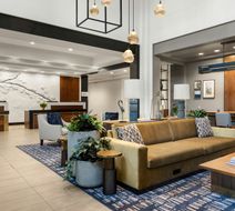 Mystic Marriott Hotel & Spa Lobby