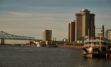 Four Seasons Hotel New Orleans