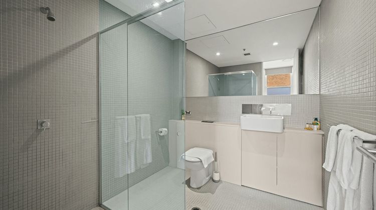 Astra Apartments Surry Hills Room