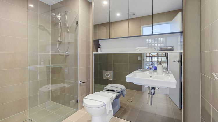 Astra Apartments St Leonards Room
