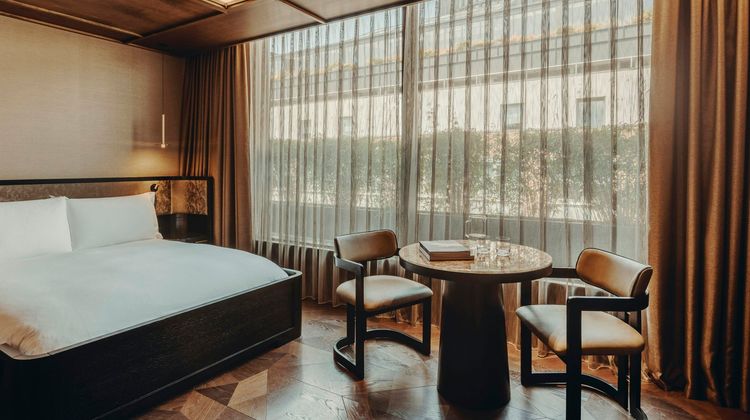 Aethos London Shoreditch Room