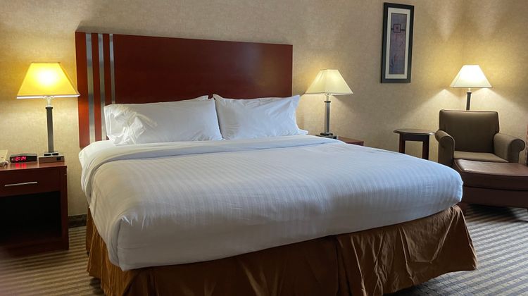 Lynchburg Grand Estate Room