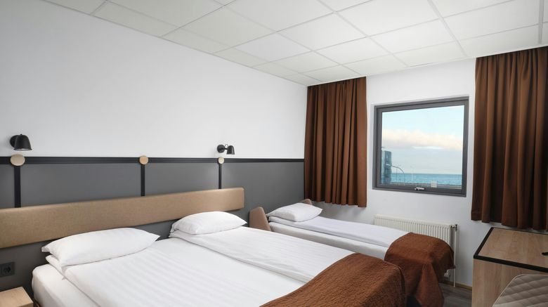 <b>Hotel Cabin Room</b>. Images powered by <a href="https://www.leonardoworldwide.com/" title="Leonardo Worldwide" target="_blank">Leonardo</a>.
