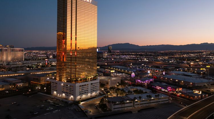 Trump International Hotel Las Vegas Exterior