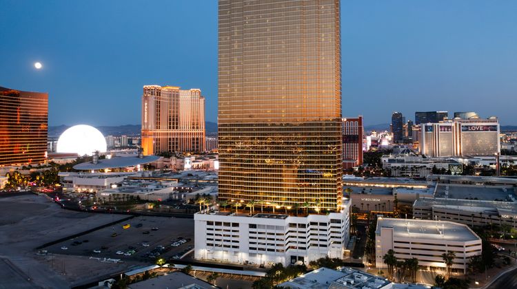 Trump International Hotel Las Vegas Exterior