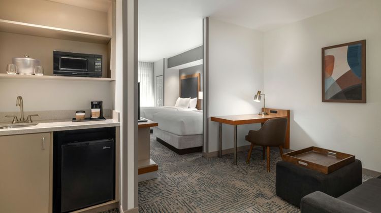 SpringHill Suites Winston-Salem Suite