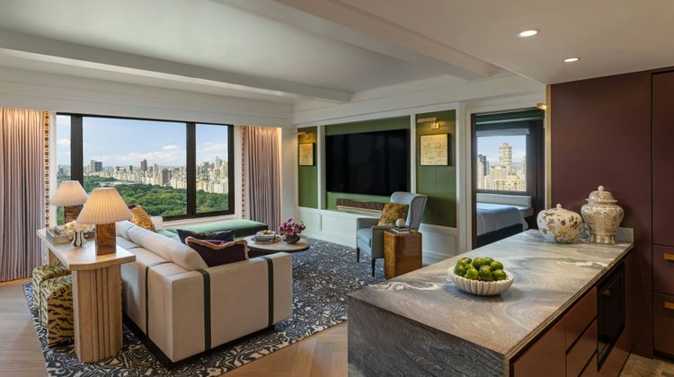 JW Marriott Essex House New York Suite