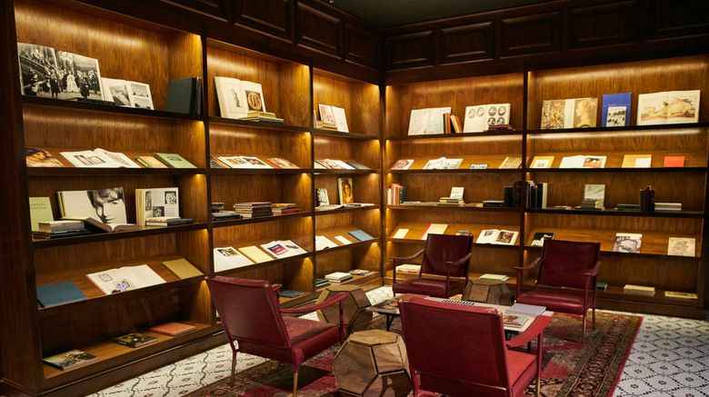 <b>The Adolphus, Autograph Collection Lobby</b>. Images powered by <a href="https://www.leonardoworldwide.com/" title="Leonardo Worldwide" target="_blank">Leonardo</a>.