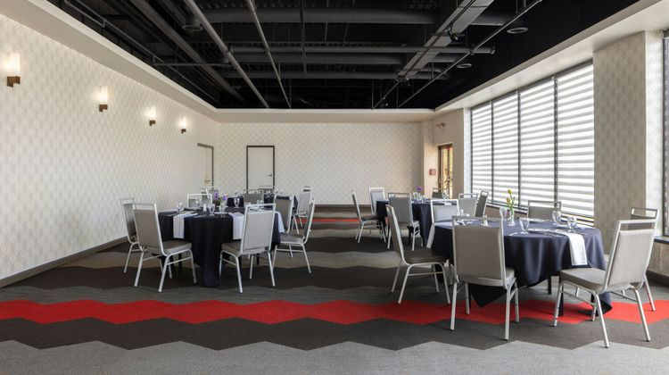 Four Points by Sheraton Detroit Novi Meeting