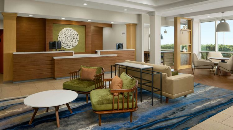 Fairfield Inn & Suites VB Oceanfront Lobby