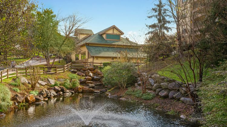 Wyndham Vacation Resorts Smoky Mountains Exterior