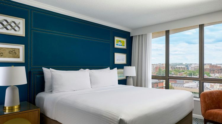 The Ven at Embassy Row,Tribute Portfolio Room
