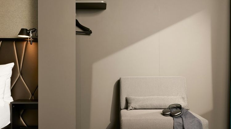 Motel One Berlin Upper West Room