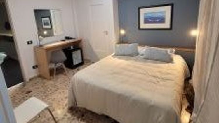 Mare Nostrum Petit Hotel Room