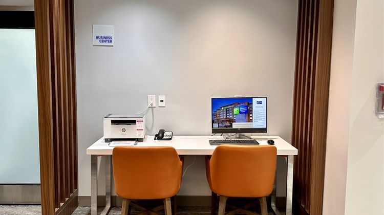 Holiday Inn Express Hotel & Suites Other