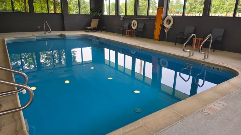 <b>Holiday Inn Express Southpoint Pool</b>. Images powered by <a href="https://www.leonardoworldwide.com/" title="Leonardo Worldwide" target="_blank">Leonardo</a>.