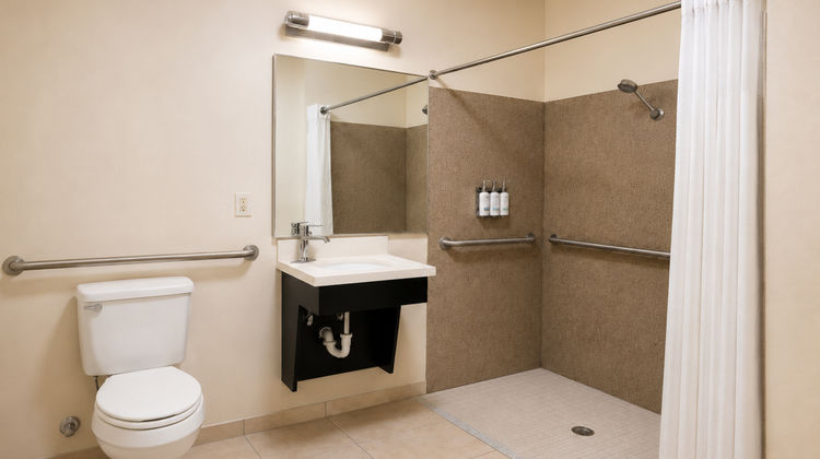 Candlewood Suites Pearl Room