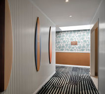 Holiday Inn Express Lobby