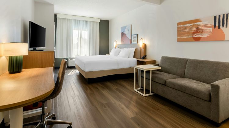 Spark by Hilton Salem East Electric Road Room